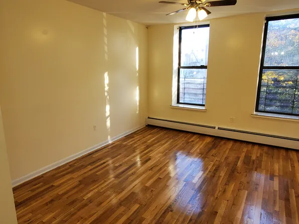 365 Chauncey Street image 1 of 9