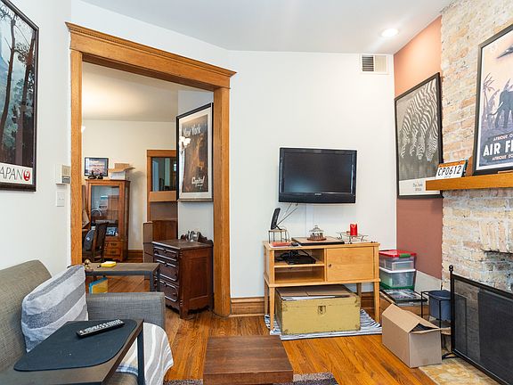 3rd image of 3115 W Belden Ave #2