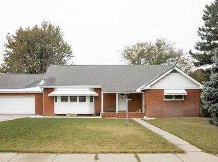504 Annette St, Dodge City, KS 67801