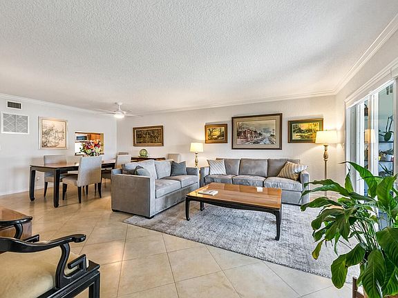 5th image of 2301 NE 36th Street #102