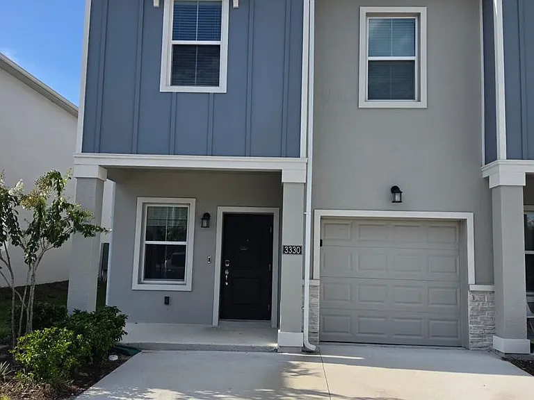 3330 Laurent Loop — Photo 1
