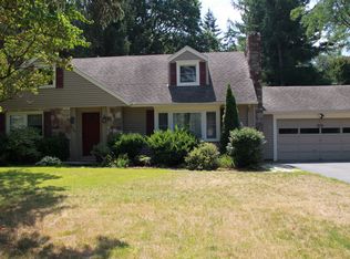 979 Fairport Rd, Fairport, NY 14450