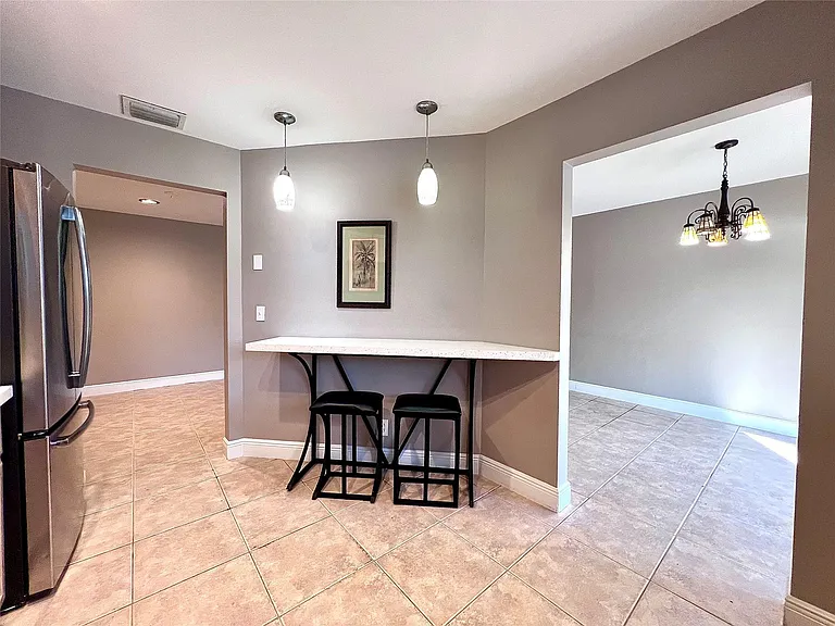 2246 Discovery Cir — Photo 11