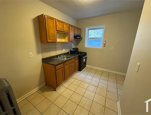 220 Roseville Ave #203 — Photo 1