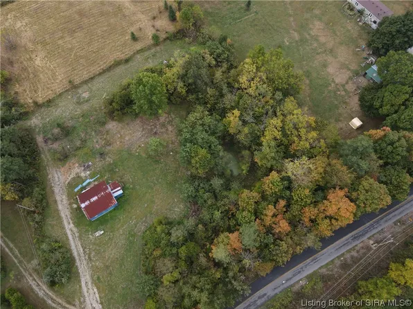 5822 W New Washington Bethlehem Road, New Washington, IN 47162