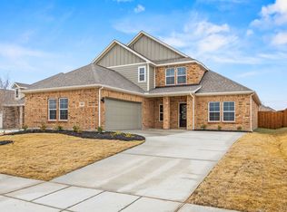 409 Llano Ln, Red Oak, TX 75154