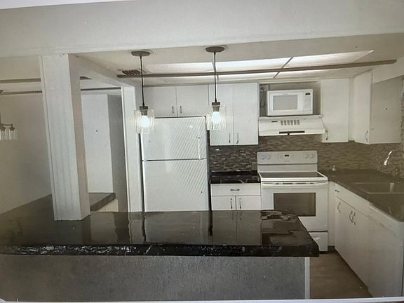 2nd image of 3634 Edam St