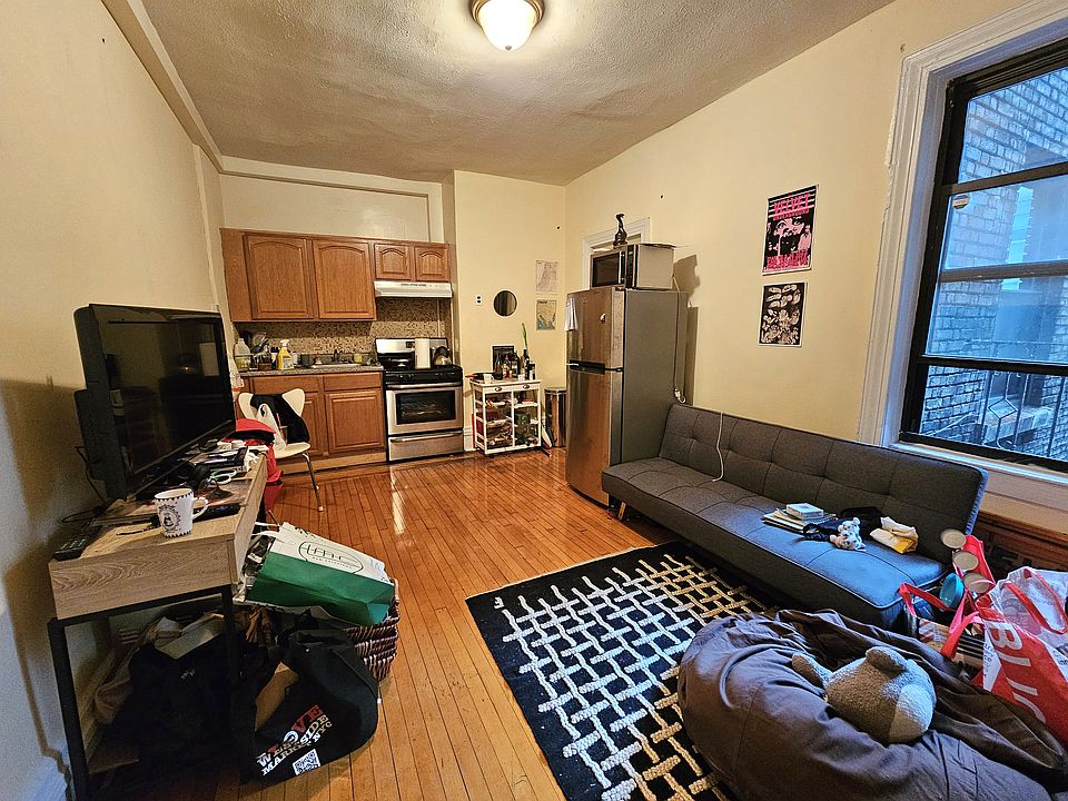 1st image of 160 Claremont Ave APT 4f