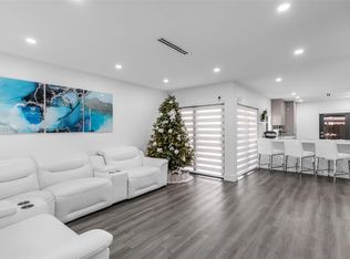 6819 SW 128th Ct, Miami, FL 33183