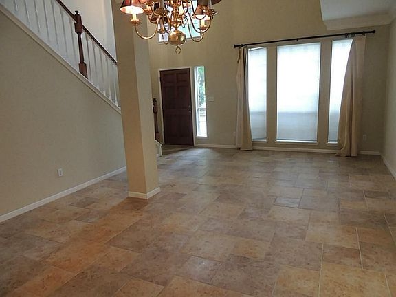 5th image of 1802 Heather Cove Ct