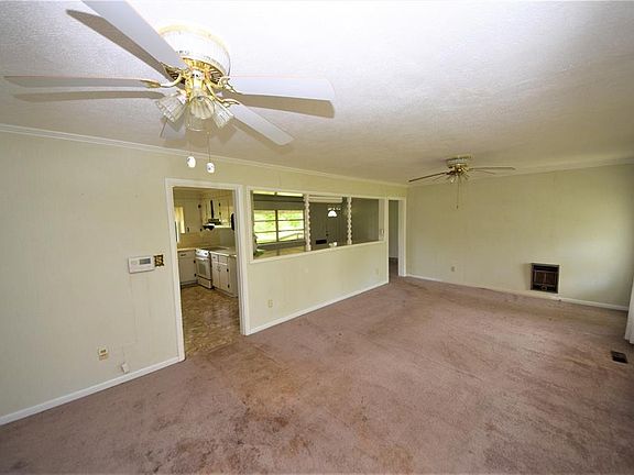 3rd image of 5713 Walden Dr