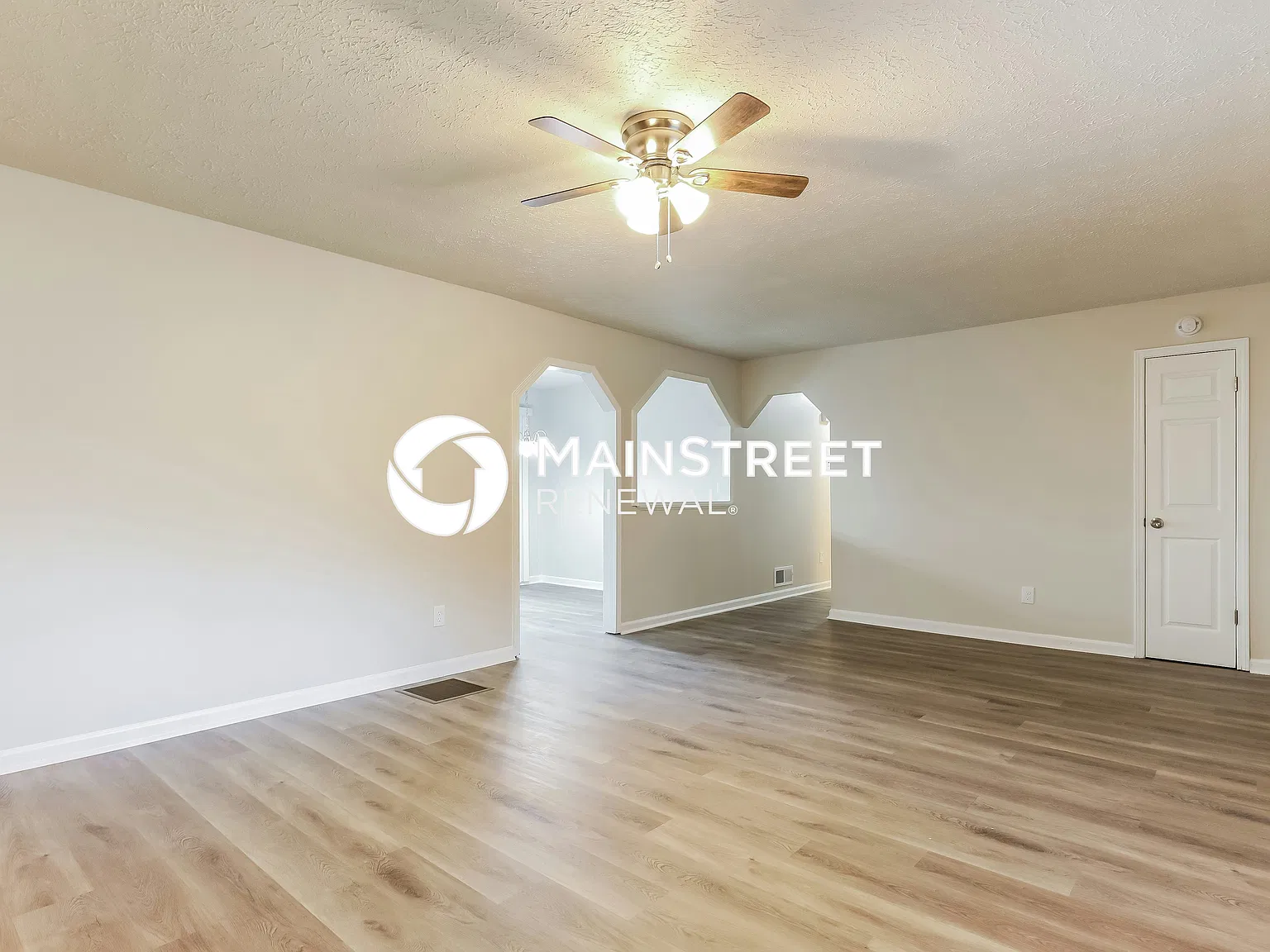 6297 Wellington Ct — Photo 3