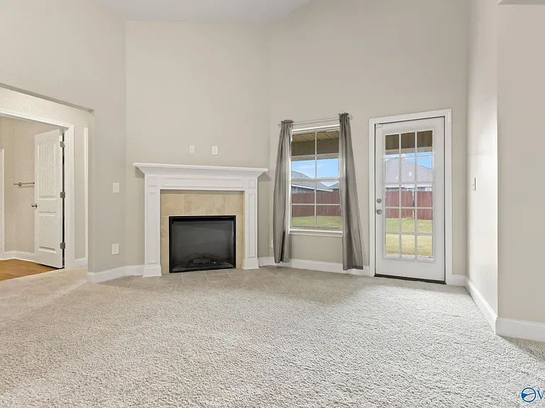 122 Ardsley Dr — Photo 8