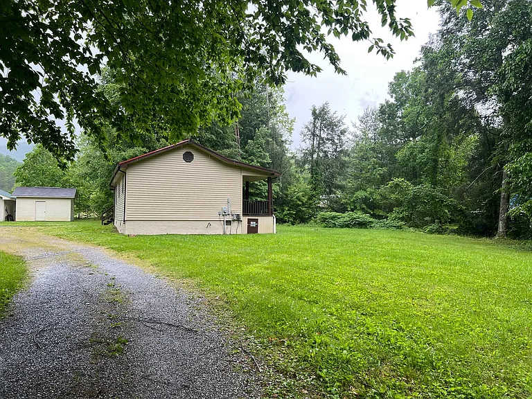 150 Scenic Apt Rd — Photo 4