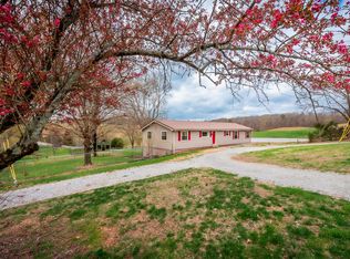 1528 Green Pond Rd, Soddy Daisy, TN 37379