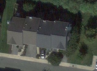 121 Longpoint Way, Gaithersburg, MD 20878