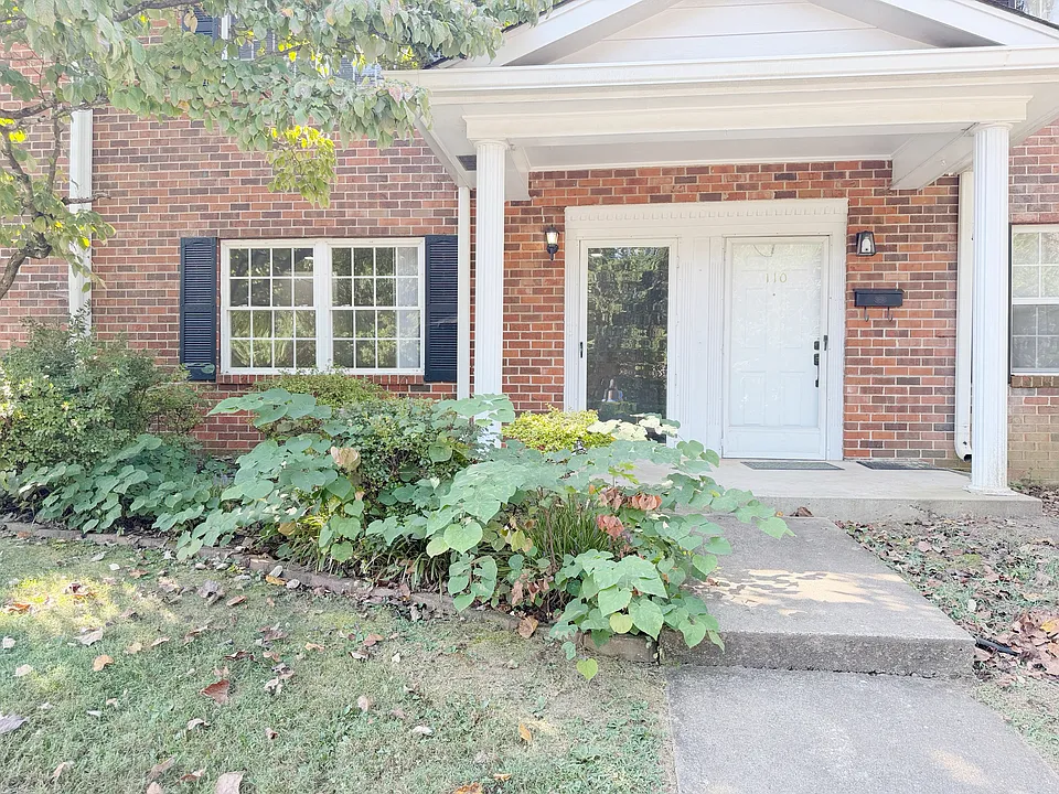 481 Broome Rd #109