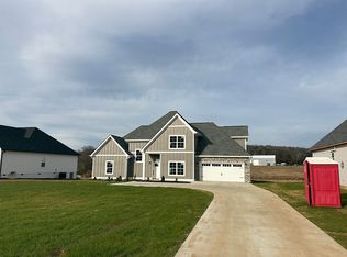 198 Lead Mine Valley Rd SE, Cleveland, TN 37311