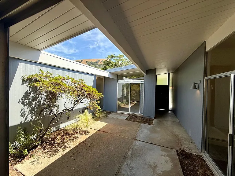 336 Mount Shasta Dr — Photo 4