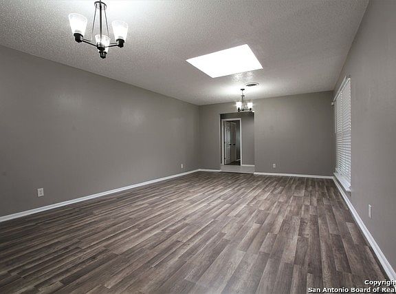 5th image of 9902 Tioga Dr