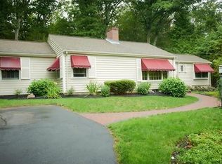 9 Wolcott Rd, Woburn, MA 01801