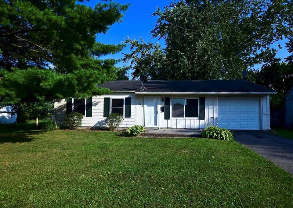 1st image of 555 Nassau Dr