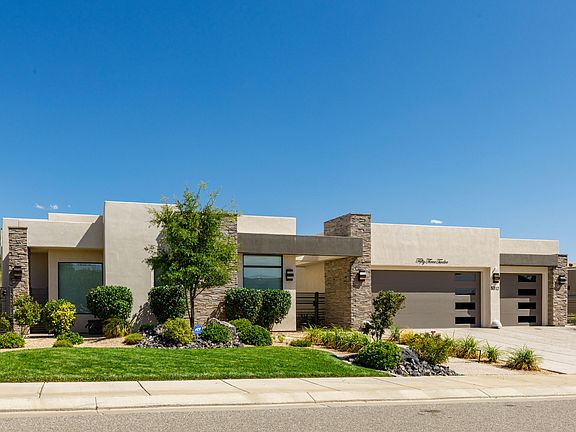 2nd image of 5312 N Hidden Pinyon Dr