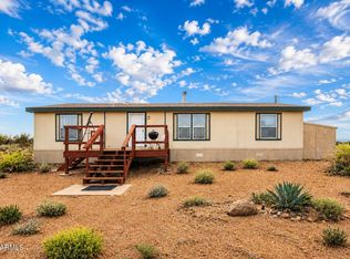39 N N5362 Rd, Concho, AZ 85924