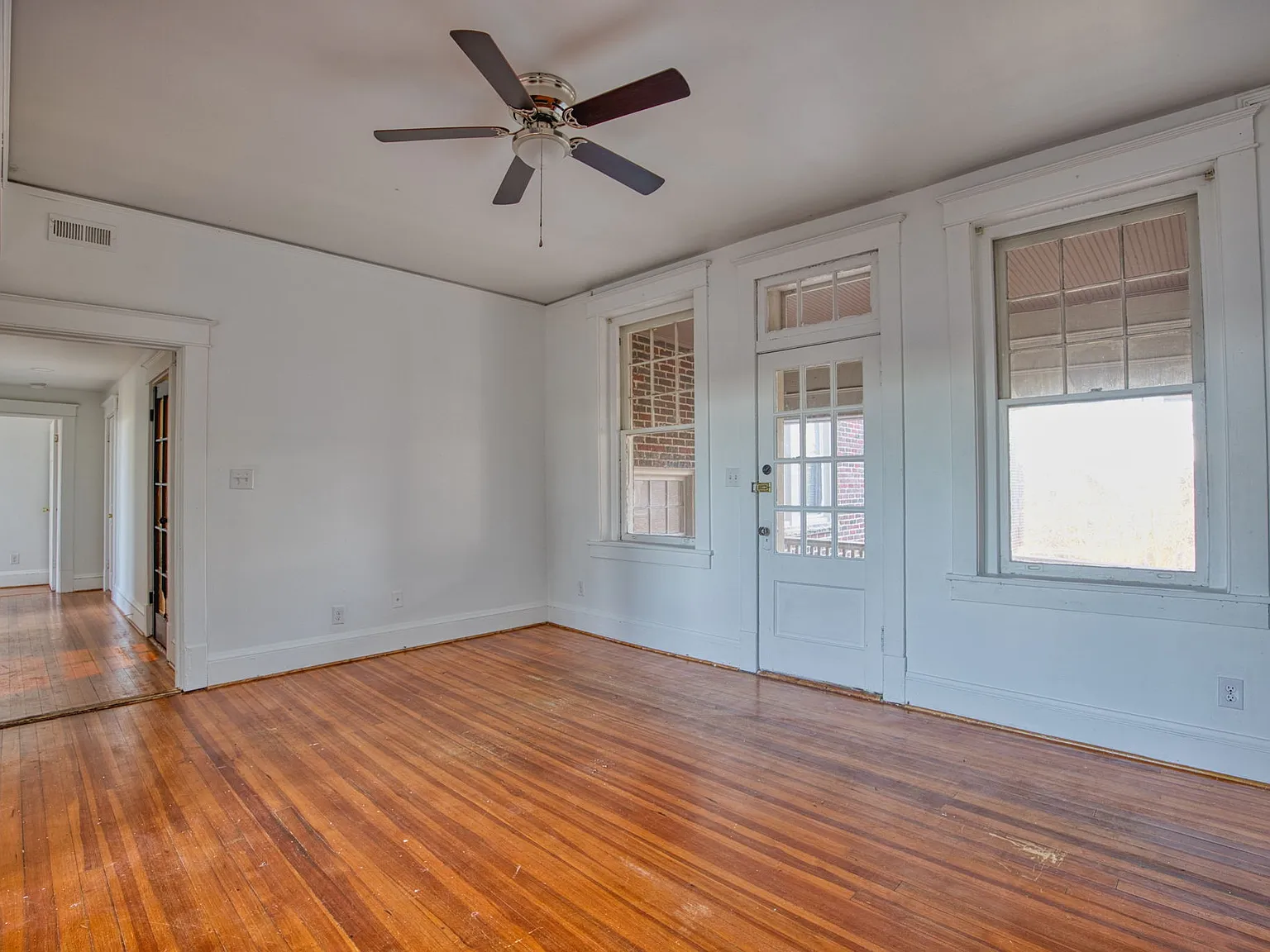 230 East 40th Street - C3 — Photo 4