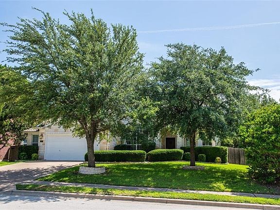 2nd image of 202 Trailridge Dr