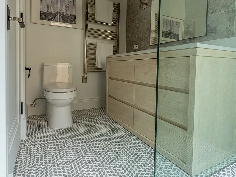 970 Chestnut St #7 — Photo 22
