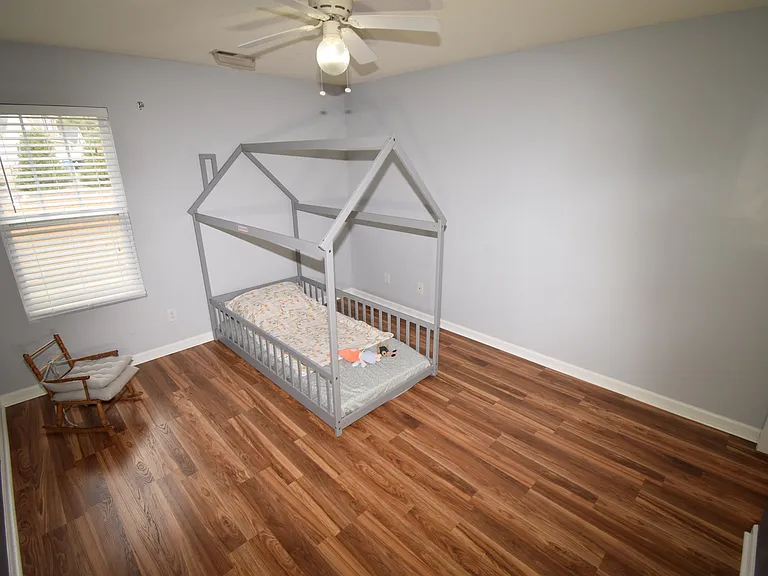 136 Penry Ln — Photo 22