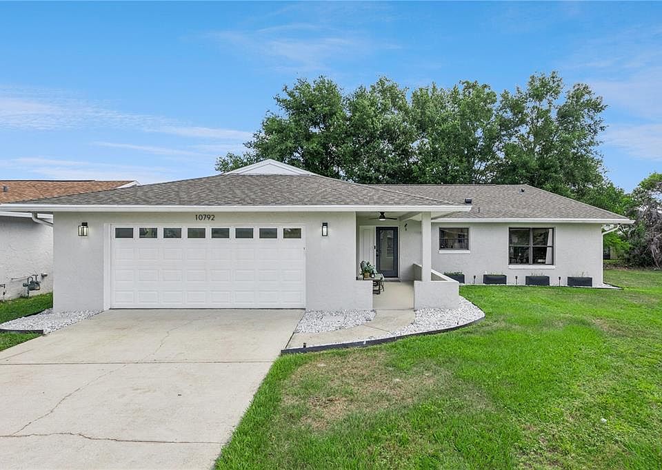 1st image of 10792 LAZY LAKE DRIVE