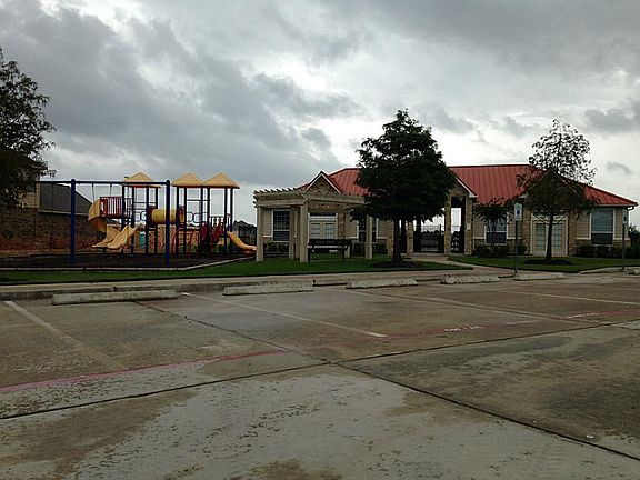 Legends Trace playground and clubhouse