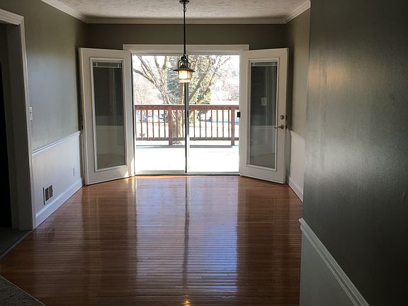 2nd image of 3423 N 207th St