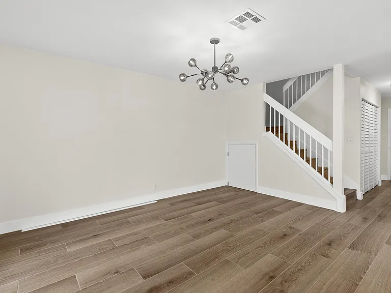 5521 Ilford Ct — Photo 9