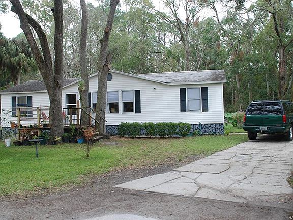 3rd image of 8360 W Amelia Ct