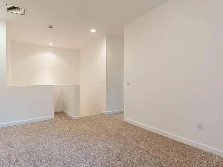 10283 Wellington Parc Dr — Photo 18