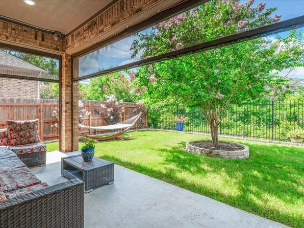 416 Mistflower Springs Dr, Leander, TX 78641
