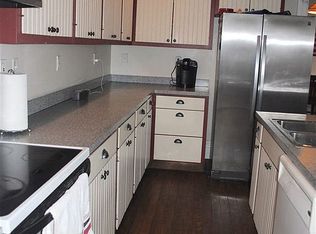 35 Badger St, Concord, NH 03301