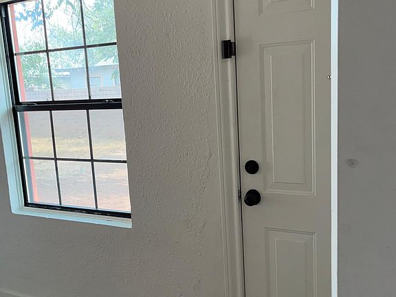 5th image of 4408 Bowie St