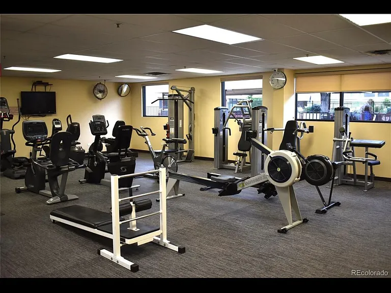 350 S Clinton St #11D — Photo 16