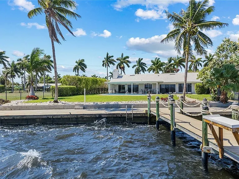 252 Bayshore Dr — Photo 24