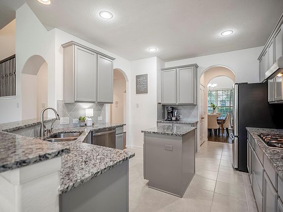 4th image of 18719 Big Elm Drive
