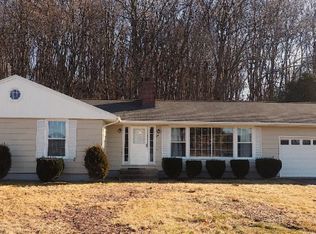 19 Denslow Hill Rd, Hamden, CT 06514