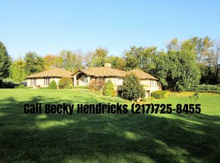 3000 Crown Point, Springfield, IL 62704