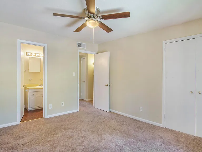 3267 Warringwood Dr — Photo 9