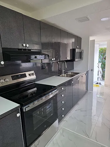 2230 NW 58th St Photo 1