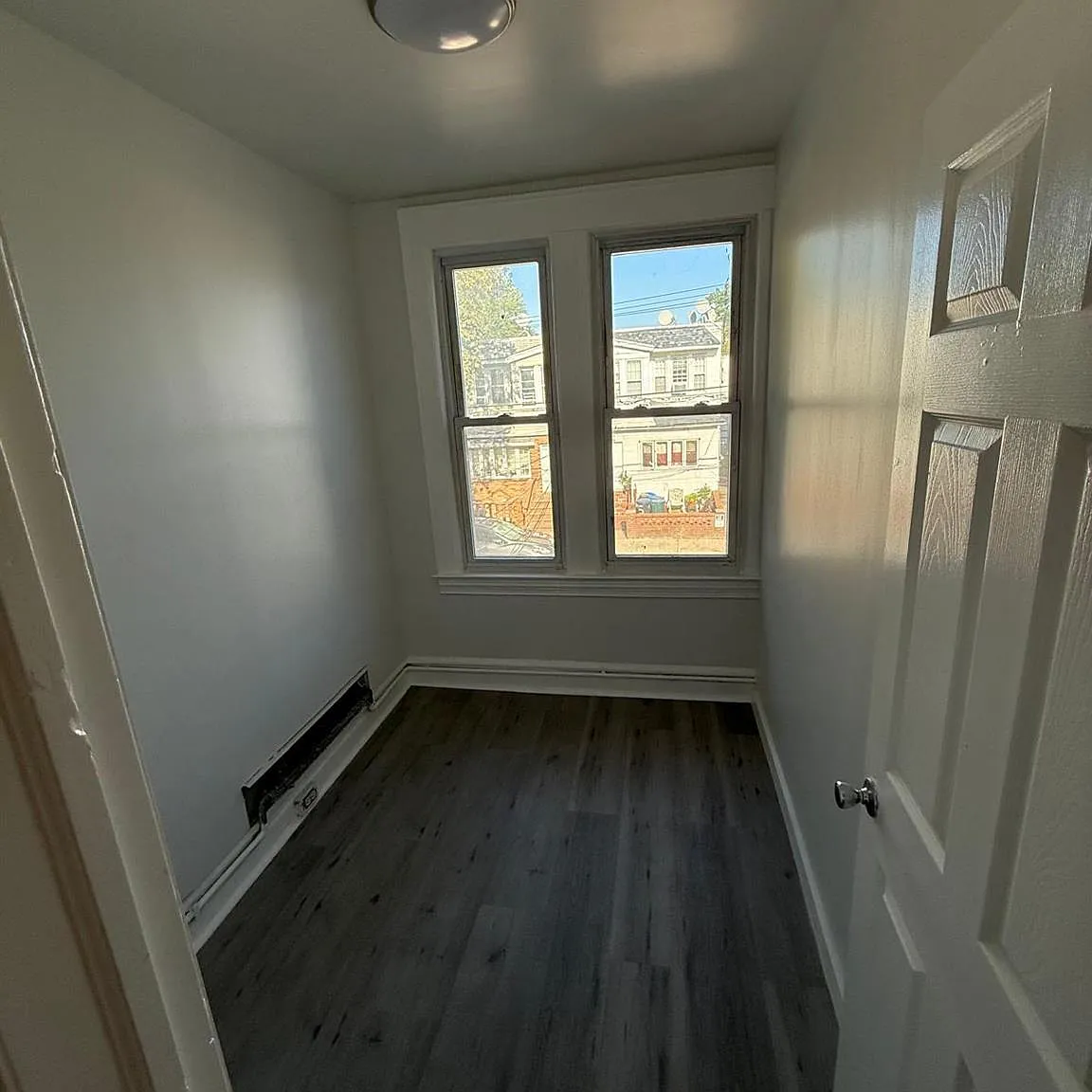 3 bed, 1.0 bath, $3,000 — Photo 4