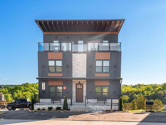 3rd image of 633 Summer Valley Way #9R8